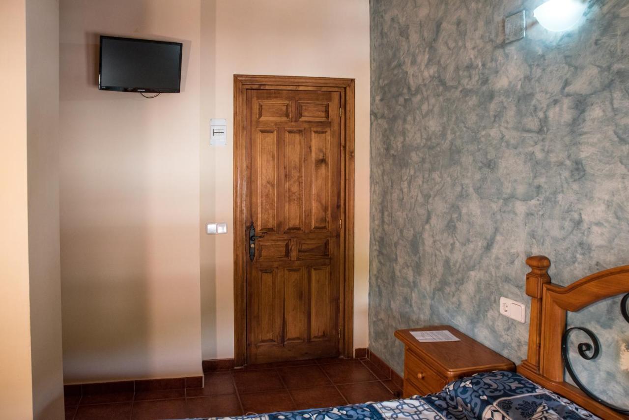 Hospedaje Rural Casa Parri Poveda de la Sierra エクステリア 写真