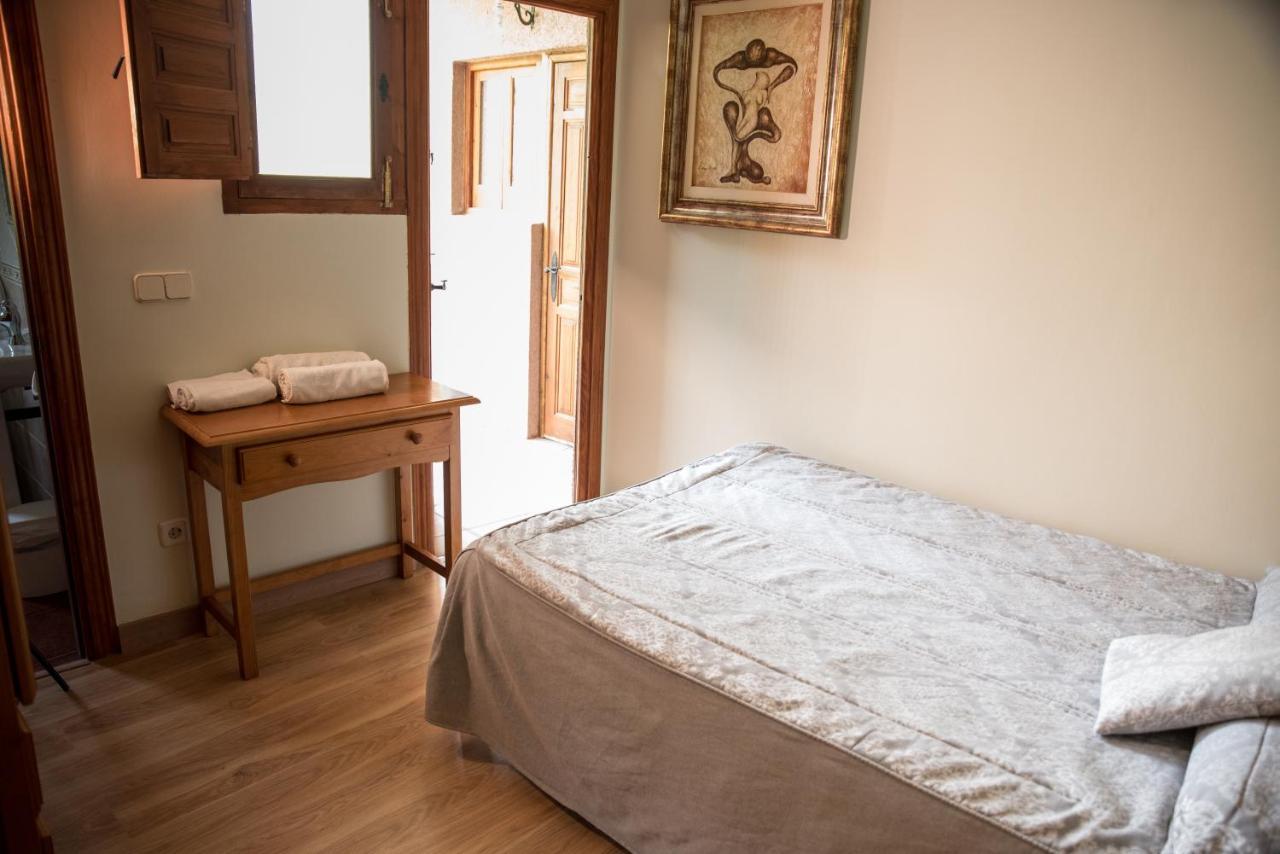 Hospedaje Rural Casa Parri Poveda de la Sierra エクステリア 写真