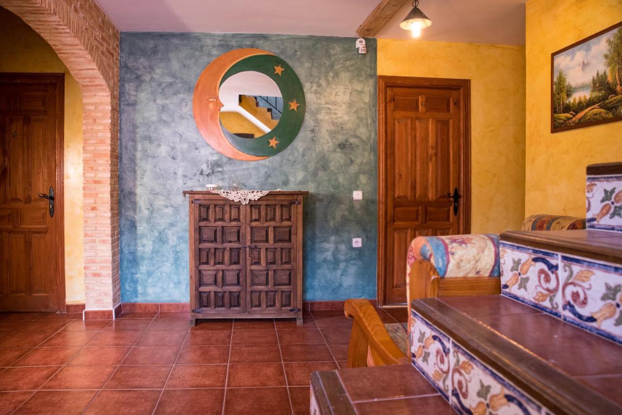 Hospedaje Rural Casa Parri Poveda de la Sierra エクステリア 写真