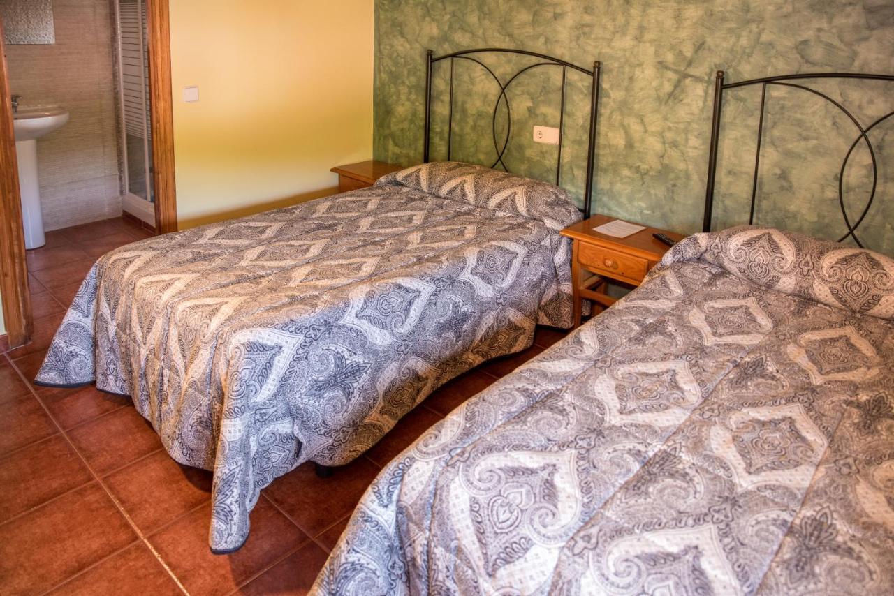 Hospedaje Rural Casa Parri Poveda de la Sierra エクステリア 写真