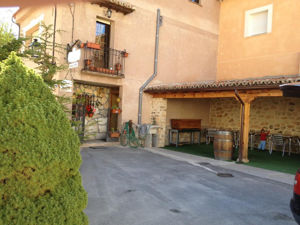 Hospedaje Rural Casa Parri Poveda de la Sierra エクステリア 写真